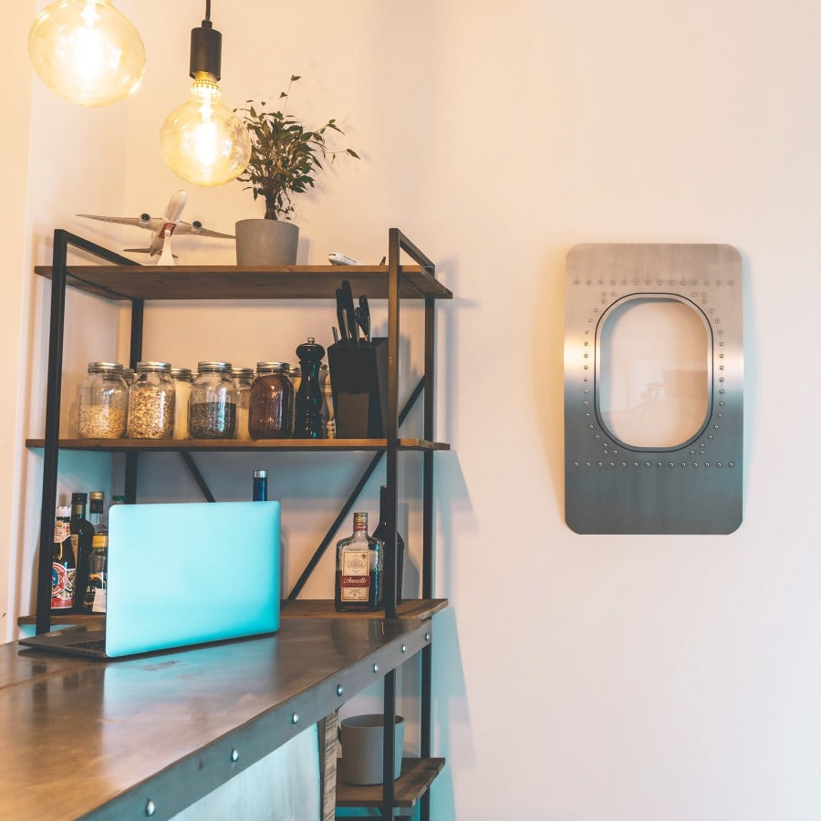 Wiederbelebung der Luftfahrtgeschichte: Upcycelte Flugzeugmöbel im Bürodesign