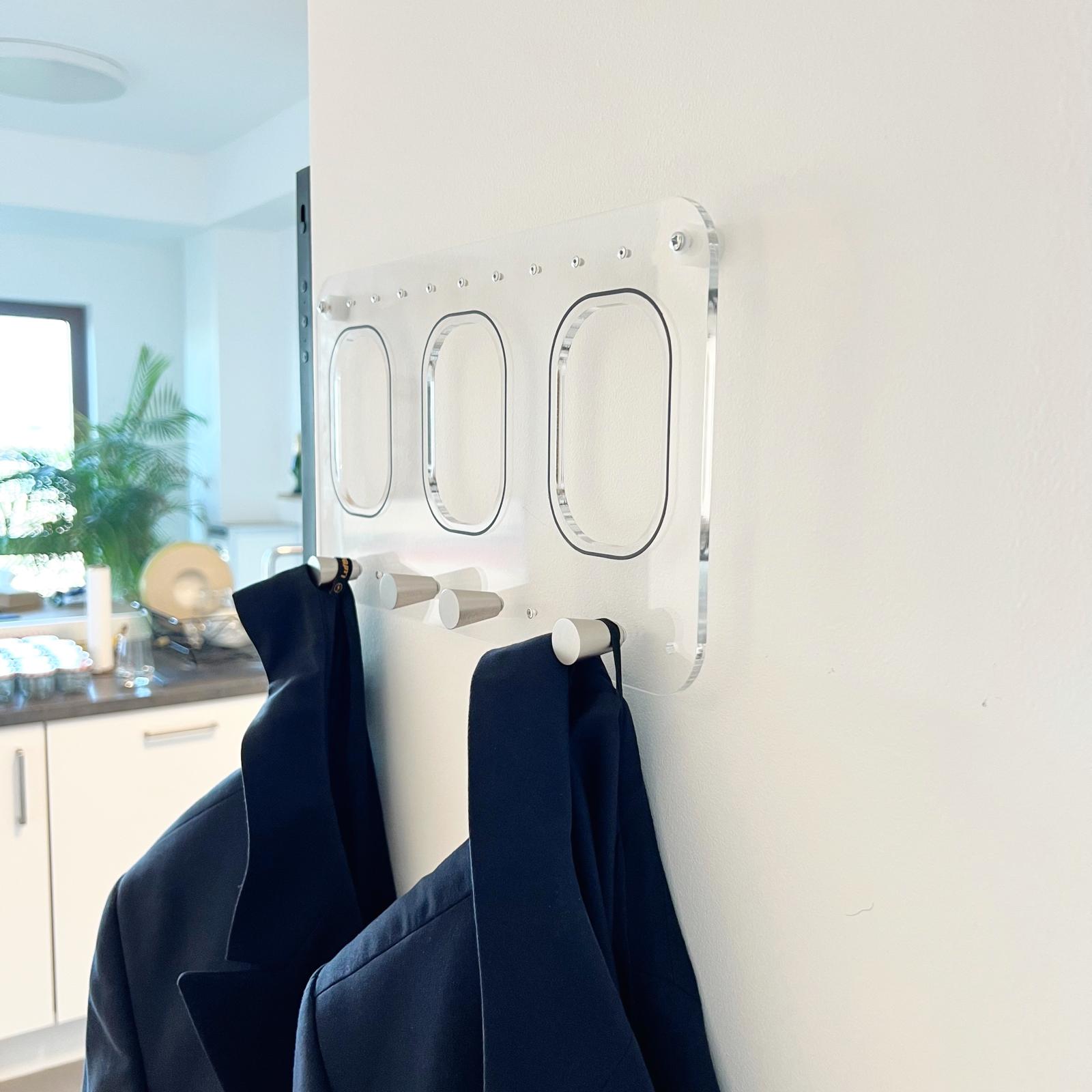 Geschenk für Piloten & Flugbegleiter | 3er Flugzeugfenster Garderobe mit Plexiglas | Jackenhalter im Luftfahrtstil | Kleiderhaken Flugzeugmöbel