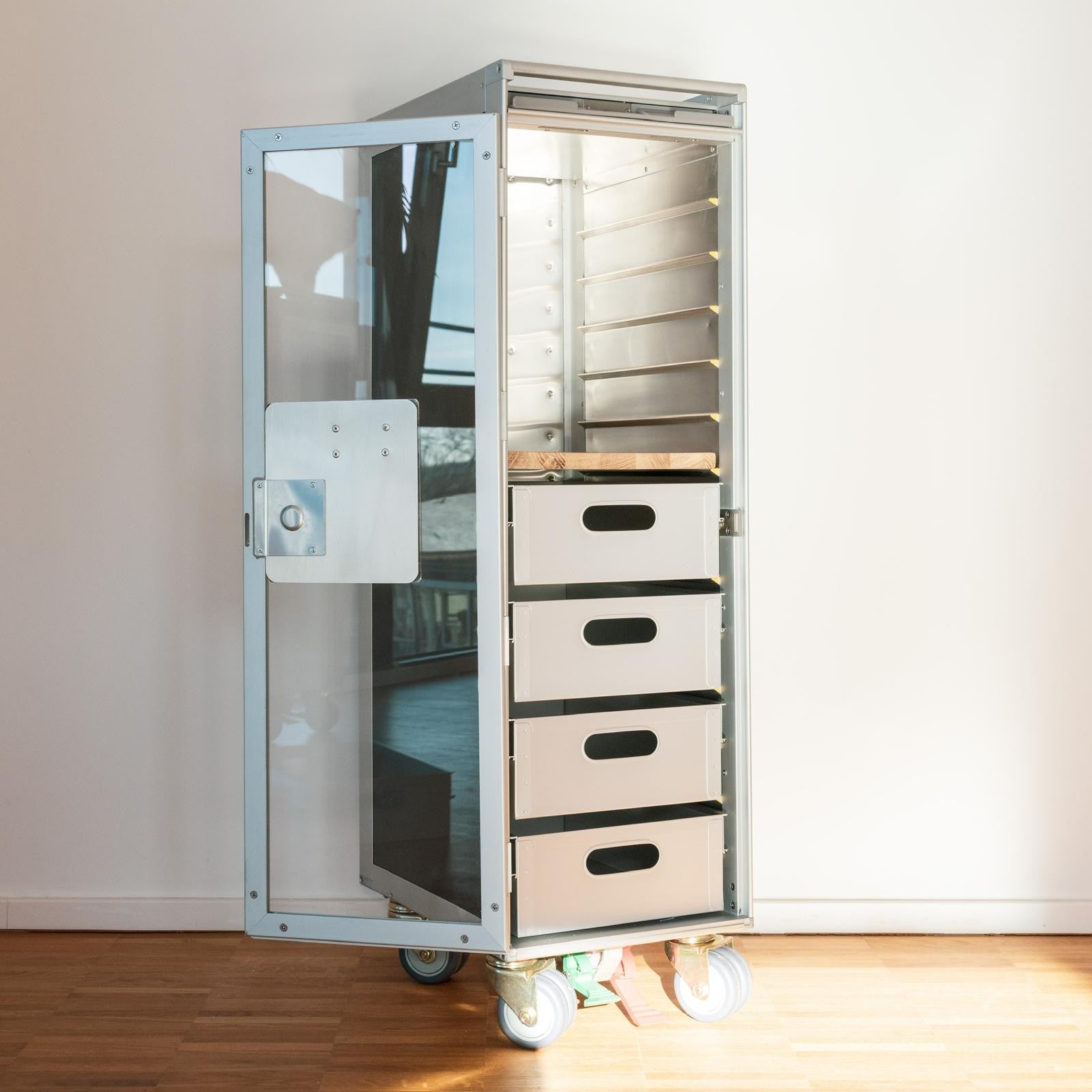 Aircraft trolley Metropolitan White | Aviation bar cart serving cart