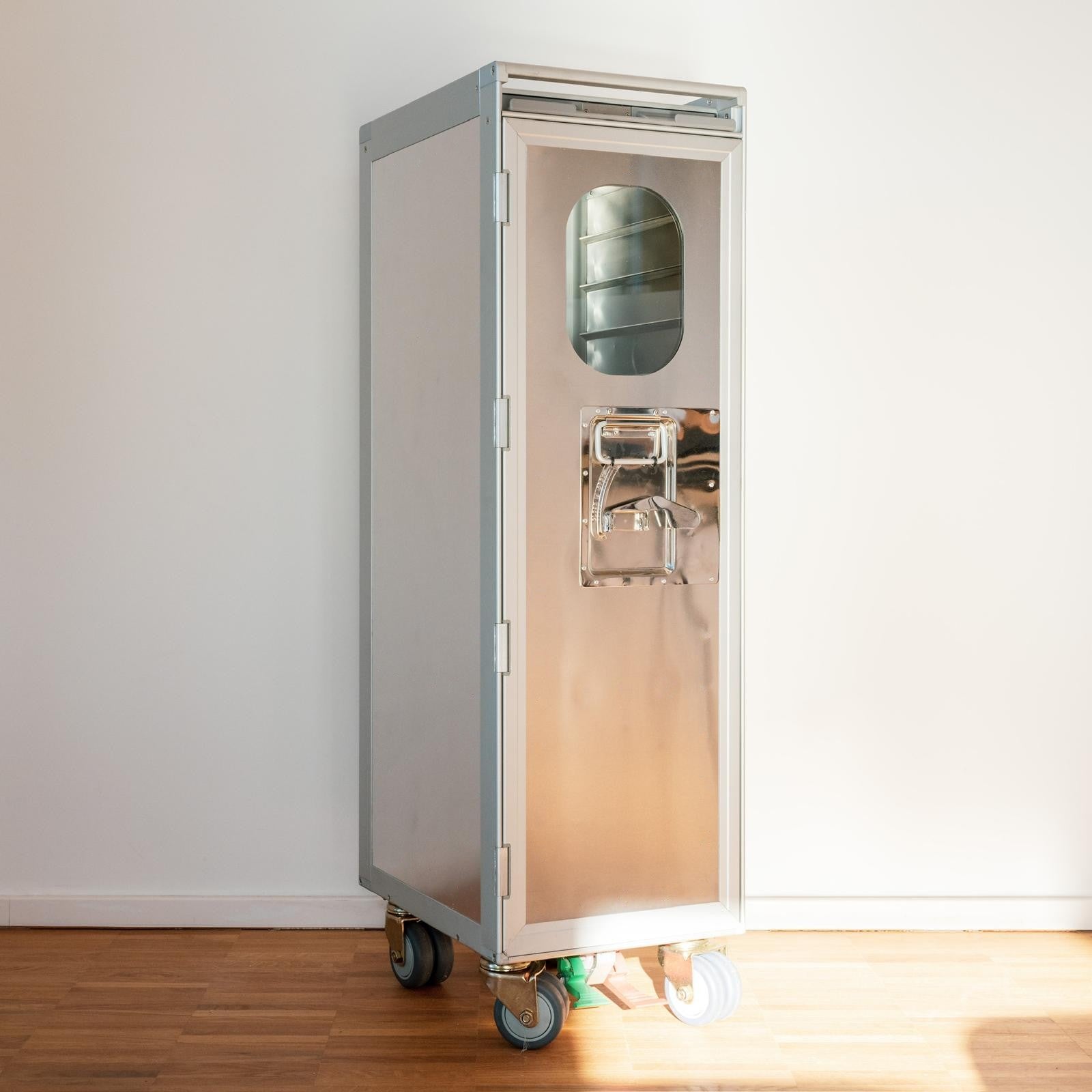 Flugzeugtrolley Metropolitan Silver | Barwagen ATLAS Half Size Servierwagen