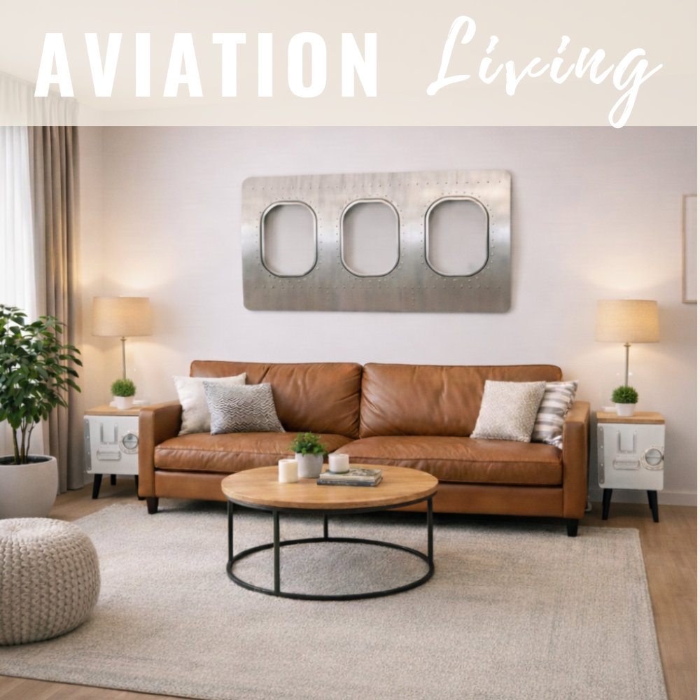 Flugzeugfenster als Design Blickfang im Wohnzimmer über dem Sofa 