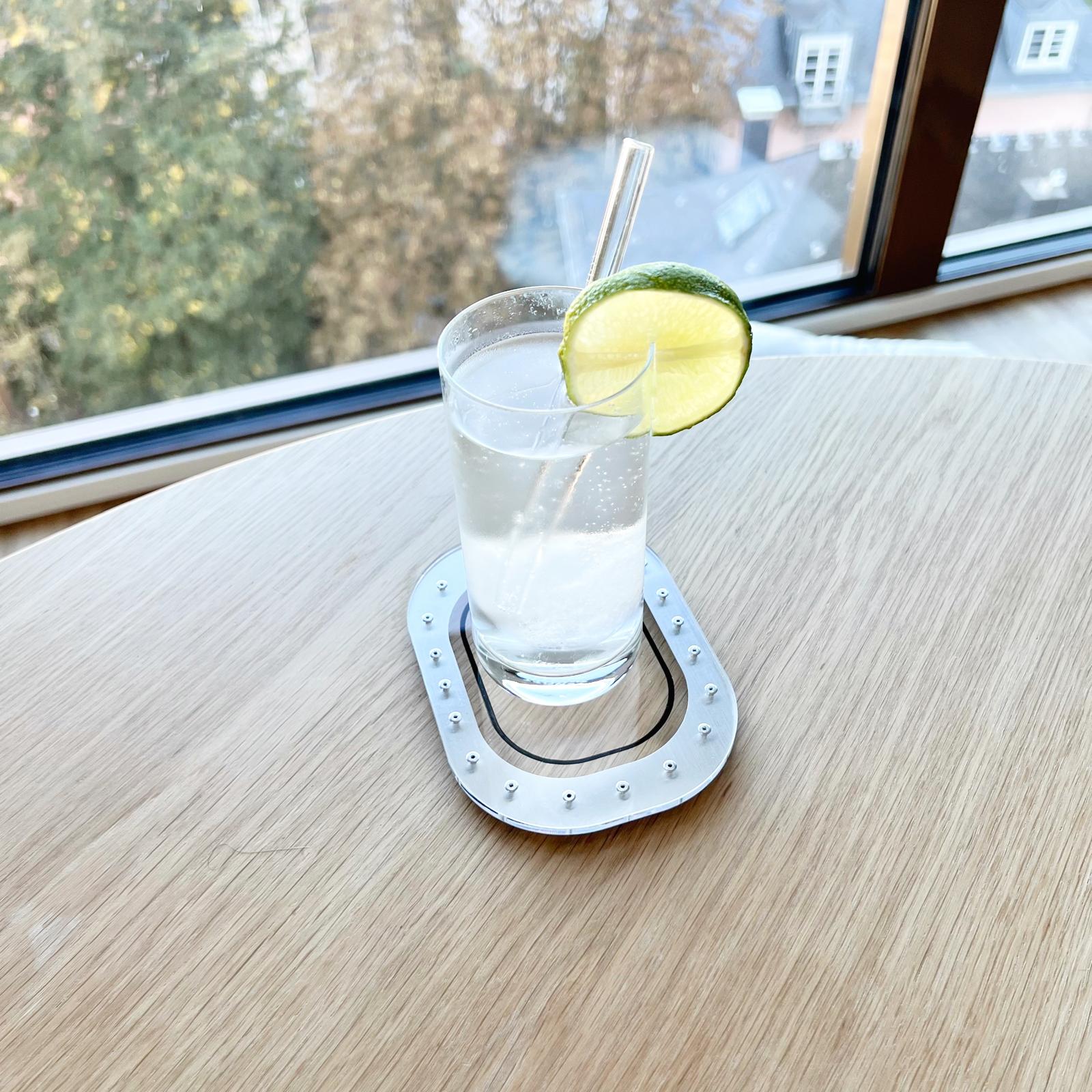 Airplane coasters in airplane window design – gift idea for pilots, flight attendants &amp; travel fans