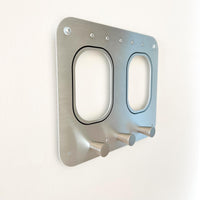 Geschenk für Piloten, Weltenbummler, Vielflieger & Reisende | 2er Flugzeugfenster Garderobe Kleiderhaken | Jackenhalter Luftfahrt Flugzeugmöbel - aircraftwindows